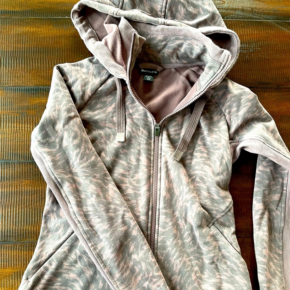 Athletes hoodie, purple